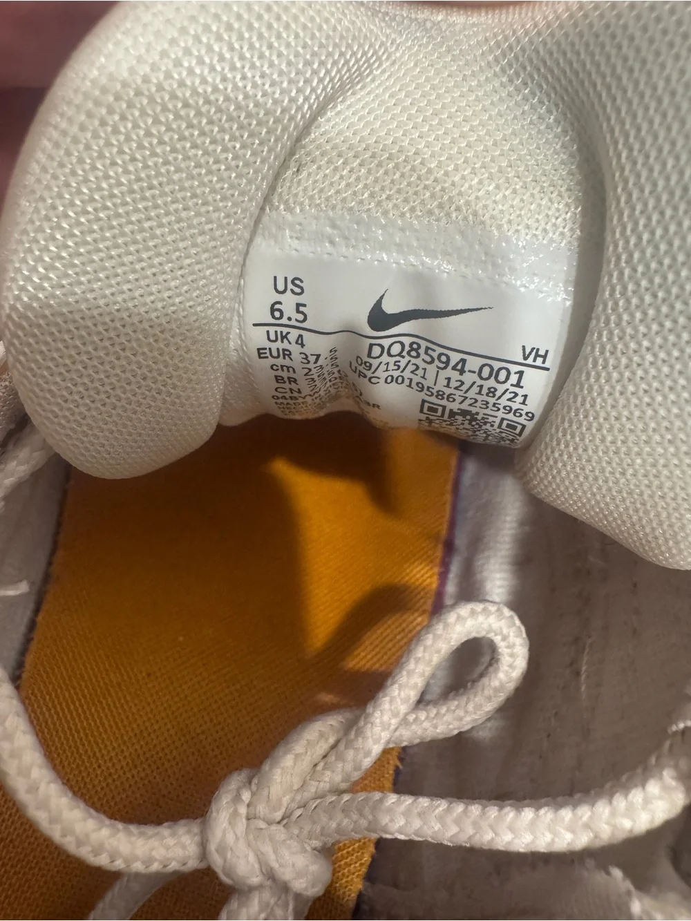 Nike Women’s Sneakers in White and Mustard Yellow